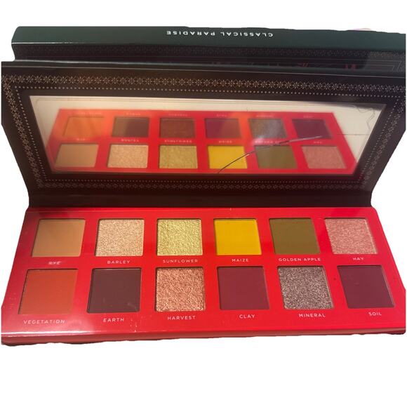 ACE Beaute Classical Paradise Eyeshadow Palette New In Box USA Cruelty Free - Picture 1 of 2